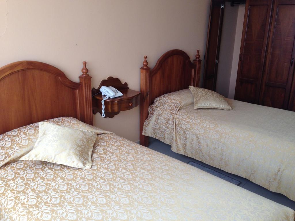 Hostal El Arbolito Cotacachi Extérieur photo